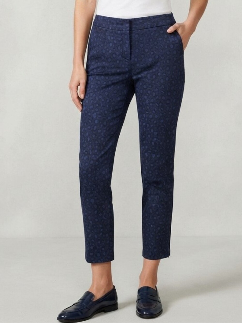 Boden Leopard Print Navy Blue Cropped Pants Size 2 Petite